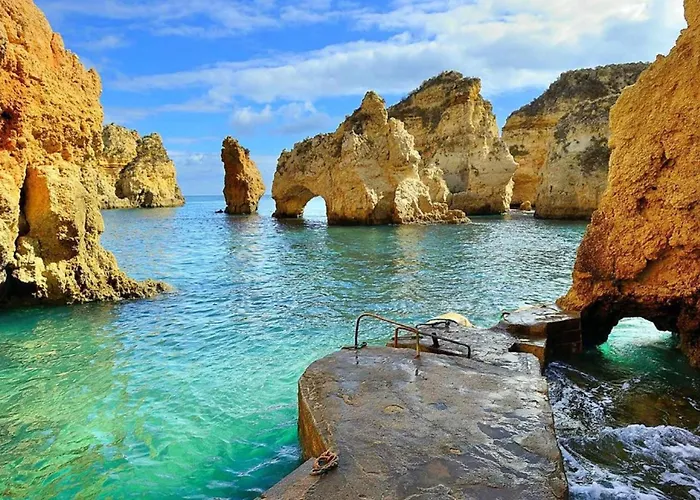 Marina- 7nightdiscount- Twin