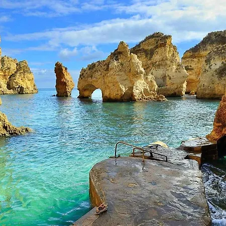 Marina- 7nightdiscount- Twin